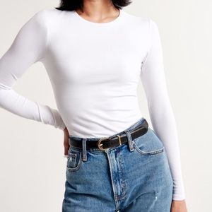 Abercrombie White Long Sleeve Cotten Blend Seamless Fabric Cropped Tee XL NWT